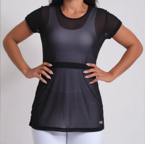 Blusa de tule preta